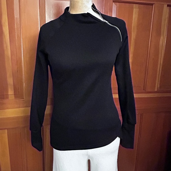 ZigZag Zipper Mock Neck Tee. - Picture 7 of 12